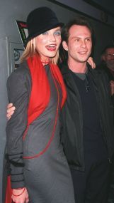 Cameron Diaz, Christian Slater 1998 NYC.jpg